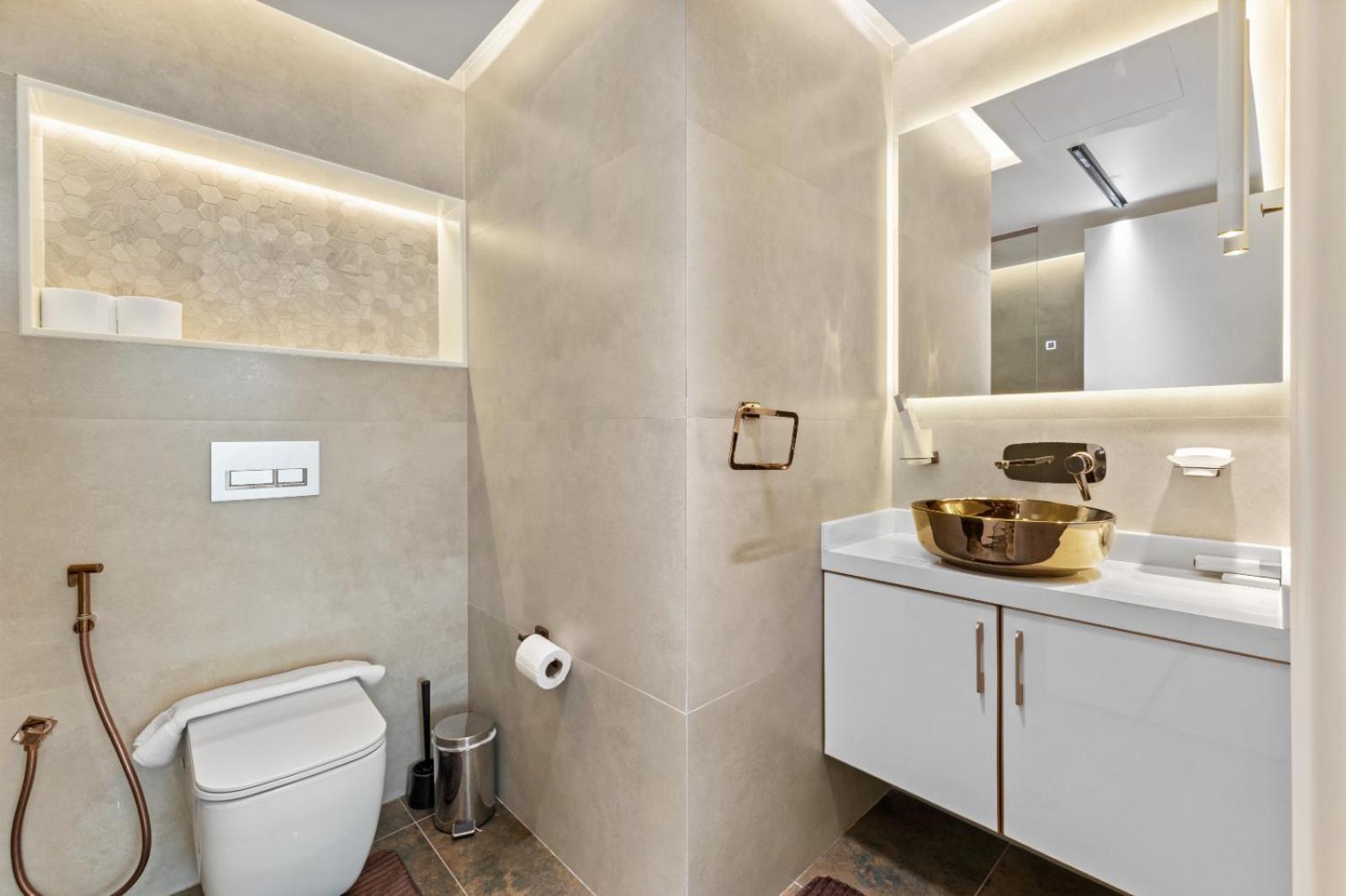 Apartment Luxury Difc, Xl Layout, Pool, Gym, Skyline View Dubai