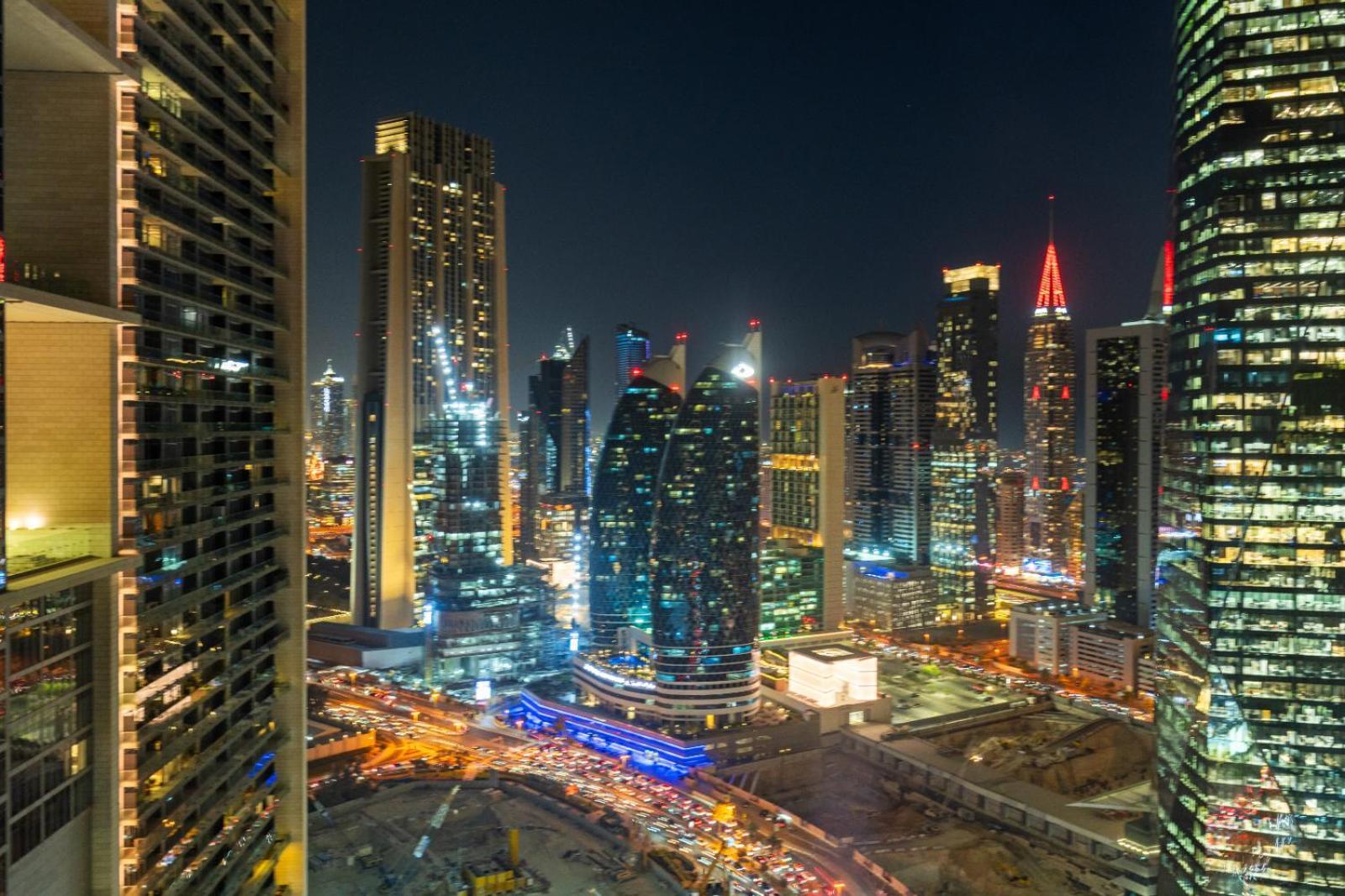 Luxury Difc, Xl Layout, Pool, Gym, Skyline View Apartment Dubai